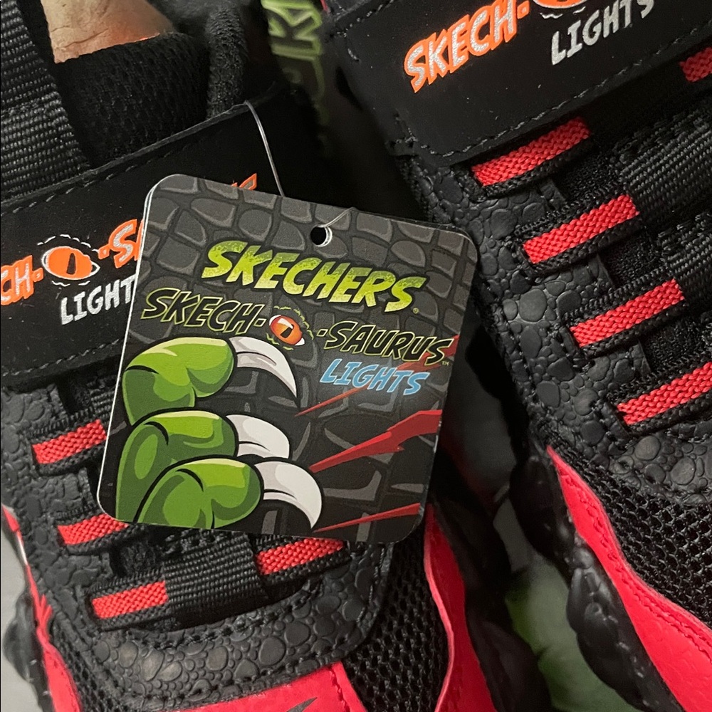 NWT Skechers Skechosaurus Light-Up Sneakers - Picture 7 of 7